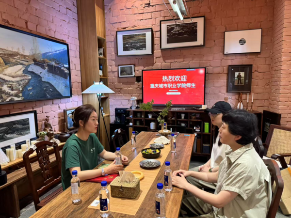 2025.05.14建筑工程公司与重庆沐野家具共建实训基地 深化校企合作育人才2.png